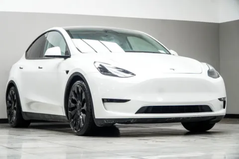 More photos of 2023 Tesla Model Y Performance at Carvilla, GA