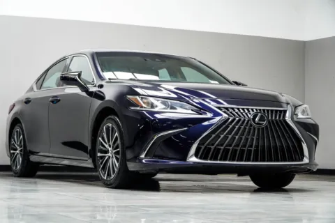More photos of 2022 Lexus ES 350 at Carvilla, GA