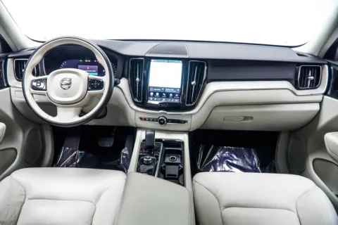 More photos of 2023 Volvo XC60 B5 Plus Bright Theme at Carvilla, GA