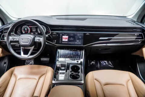 More photos of 2024 Audi Q7 55 Prestige at Carvilla, GA