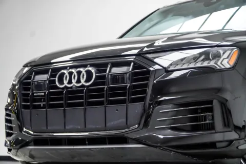 Photos of 2024 Audi Q7 55 Prestige for sale in Kennesaw, GA at Carvilla