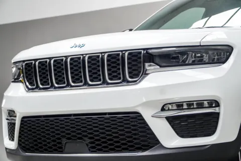 Photos of 2024 Jeep Grand Cherokee 4xe for sale in Kennesaw, GA at Carvilla