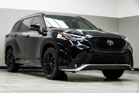More photos of 2024 Toyota Highlander XSE at Carvilla, GA