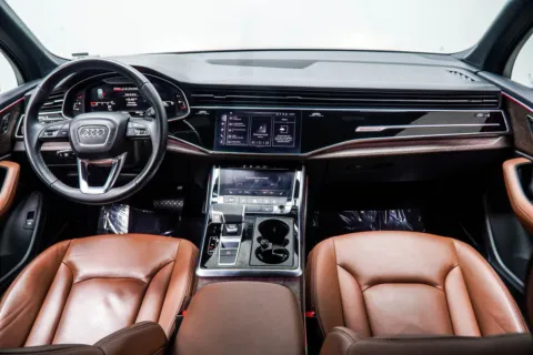More photos of 2025 Audi Q7 55 Premium Plus at Carvilla, GA