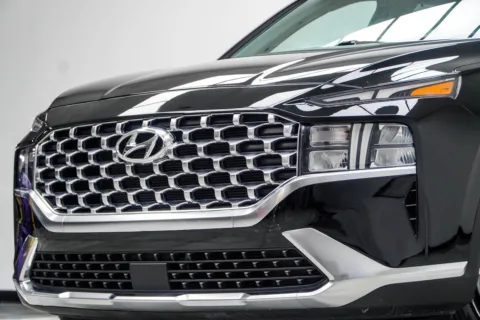 Photos of 2022 Hyundai Santa Fe SEL for sale in Kennesaw, GA at Carvilla