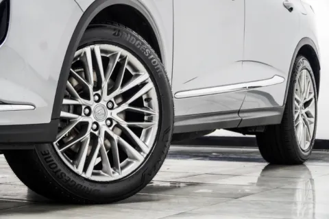 More photos of 2023 Acura MDX Advance at Carvilla, GA