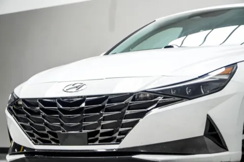 Photos of 2021 Hyundai Elantra Limited for sale in Kennesaw, GA at Carvilla