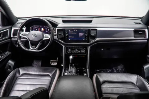 More photos of 2020 Volkswagen Atlas Cross Sport 3.6L V6 SEL Premium R-Line at Carvilla, GA