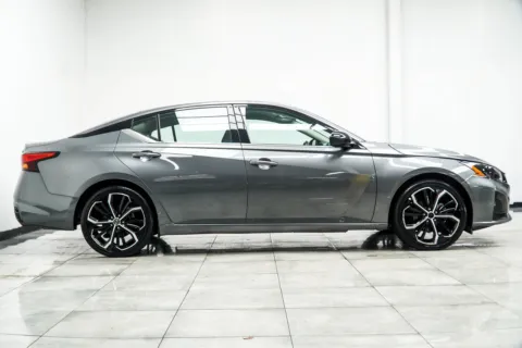 Another view of 2024 Nissan Altima 2.5 SR for sale in Kennesaw, GA at Carvilla