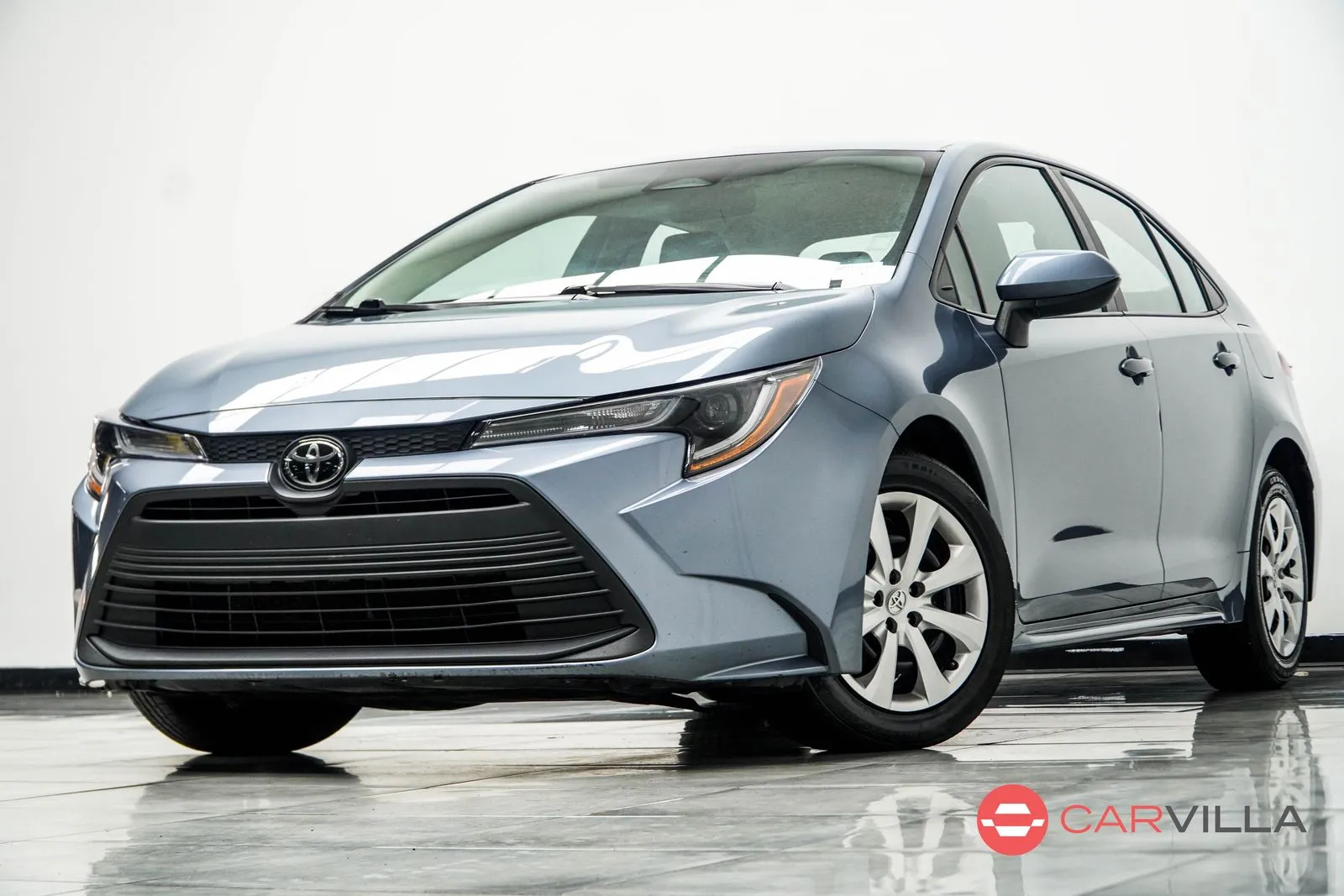Gray 2024 Toyota Corolla LE for sale in Kennesaw, GA