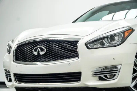 Photos of 2015 INFINITI Q70 3.7 for sale in Kennesaw, GA at Carvilla
