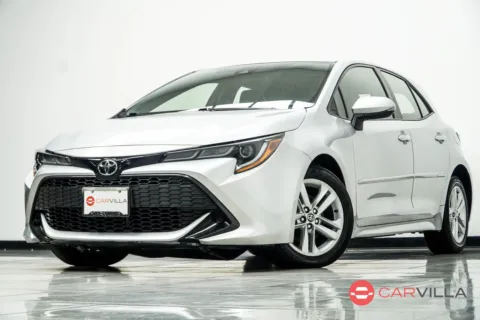 Silver 2019 Toyota Corolla Hatchback SE for sale in Kennesaw, GA