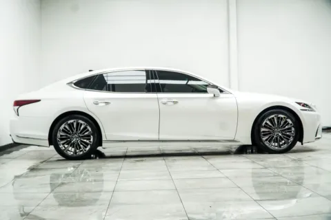 More photos of 2019 Lexus LS 500 Base at Carvilla, GA