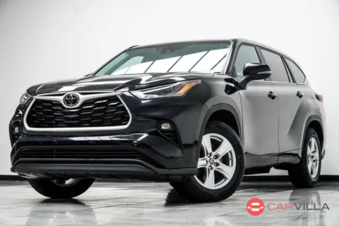 Black 2025 Toyota Highlander LE for sale in Kennesaw, GA