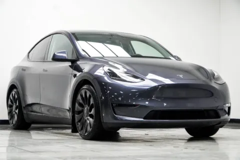 More photos of 2022 Tesla Model Y Performance at Carvilla, GA