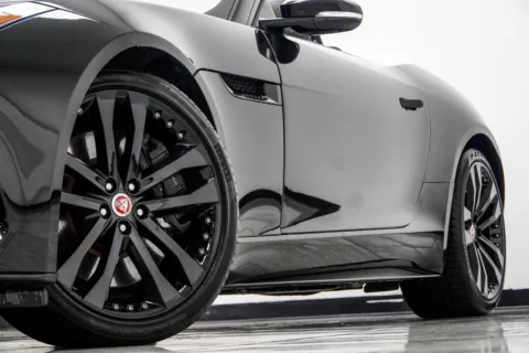 More photos of 2019 Jaguar F-TYPE R at Carvilla, GA