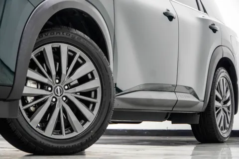 More photos of 2022 Nissan Pathfinder SL at Carvilla, GA