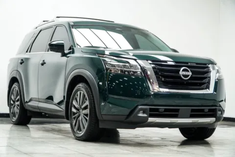 More photos of 2022 Nissan Pathfinder SL at Carvilla, GA