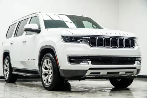 More photos of 2022 Jeep Wagoneer Series II at Carvilla, GA