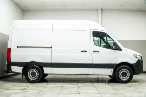 More photos of 2022 Mercedes-Benz Sprinter 2500 Cargo 144 WB at Carvilla, GA