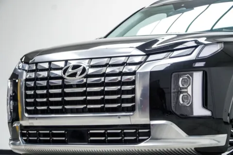Photos of 2025 Hyundai Palisade Calligraphy for sale in Kennesaw, GA at Carvilla
