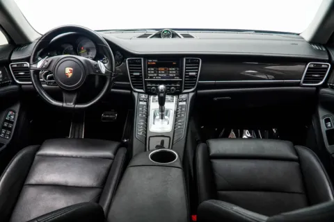 More photos of 2015 Porsche Panamera E-Hybrid S at Carvilla, GA