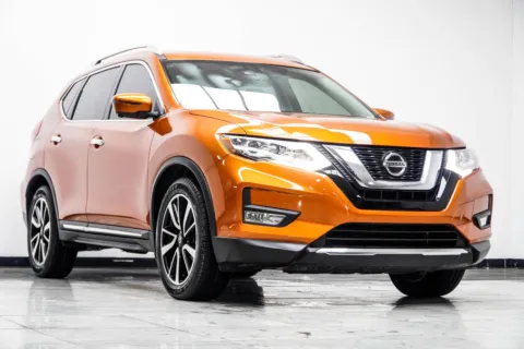 More photos of 2019 Nissan Rogue SL at Carvilla, GA