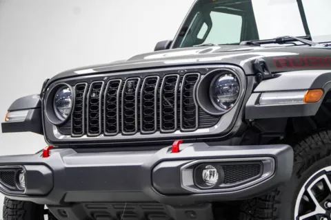 Photos of 2024 Jeep Gladiator Rubicon for sale in Kennesaw, GA at Carvilla