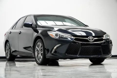 More photos of 2015 Toyota Camry SE at Carvilla, GA