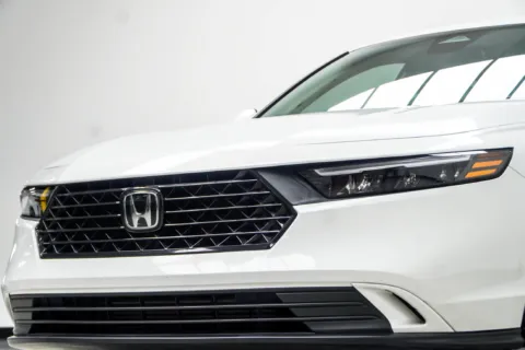 Photos of 2023 Honda Accord EX for sale in Kennesaw, GA at Carvilla