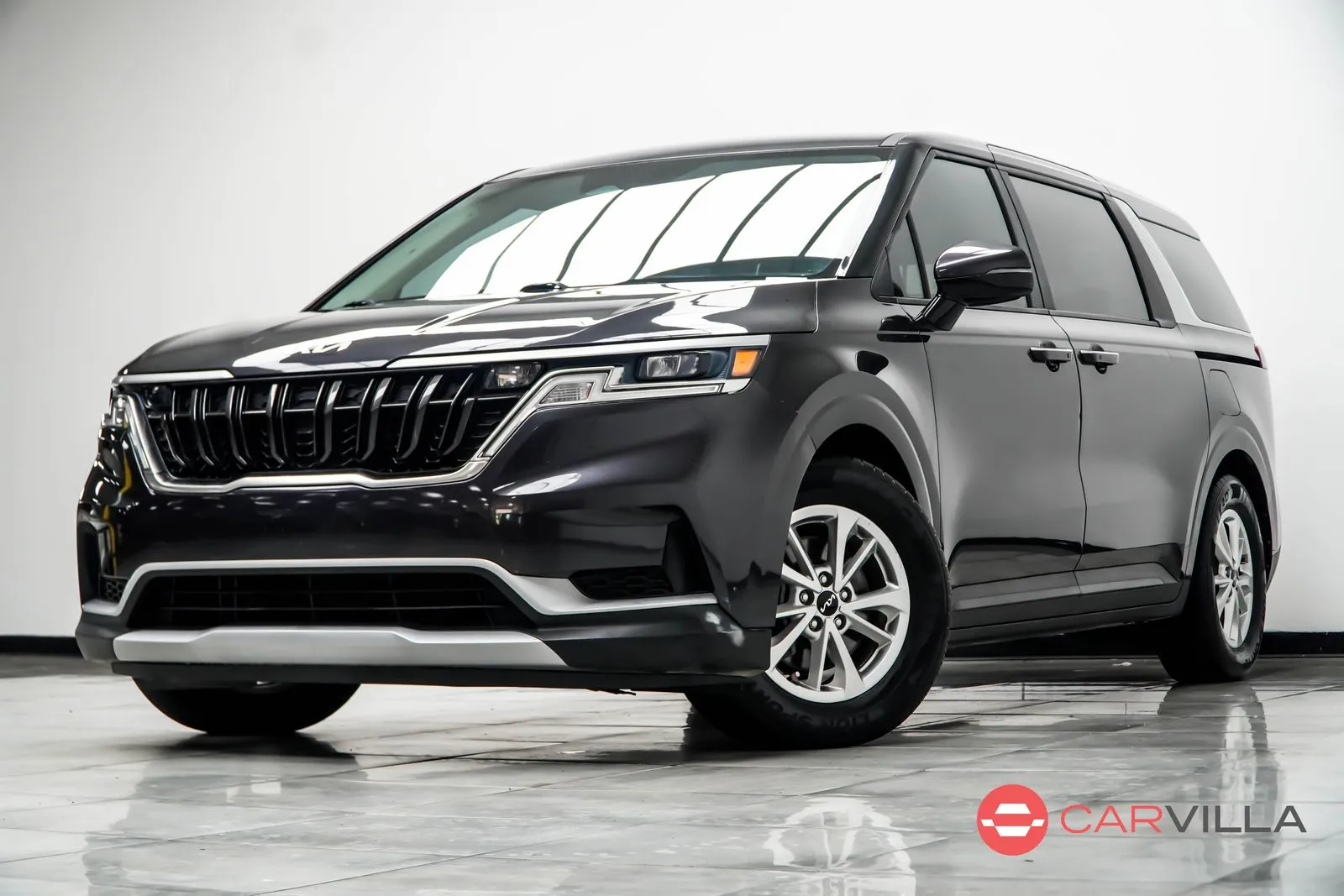 Gray 2023 Kia Carnival LX for sale in Kennesaw, GA