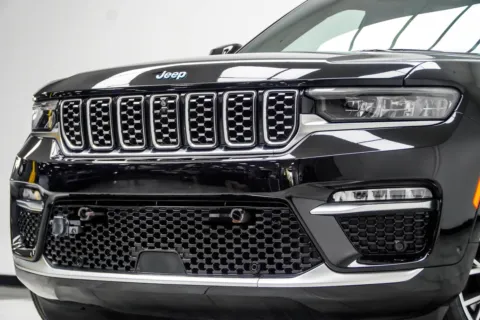 Photos of 2023 Jeep Grand Cherokee Summit 4xe for sale in Kennesaw, GA at Carvilla