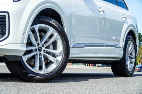 Another view of 2025 Audi Q7 55 Premium Plus for sale in Kennesaw, GA at Carvilla