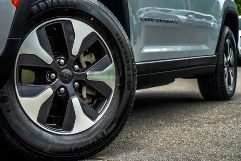 More photos of 2024 Jeep Grand Cherokee 4xe at Carvilla, GA