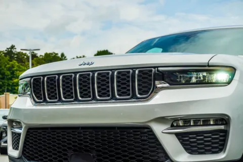Photos of 2024 Jeep Grand Cherokee 4xe for sale in Kennesaw, GA at Carvilla