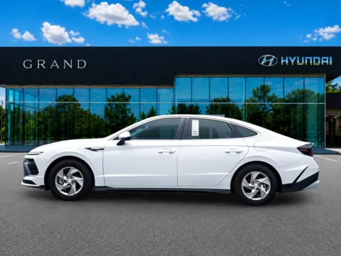 Another view of 2025 Hyundai Sonata SE for sale in Kennesaw, GA at Carvilla