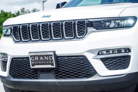 Photos of 2024 Jeep Grand Cherokee 4xe for sale in Kennesaw, GA at Carvilla
