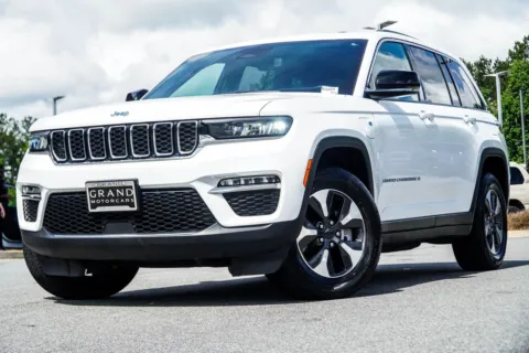 White 2024 Jeep Grand Cherokee 4xe for sale in Kennesaw, GA