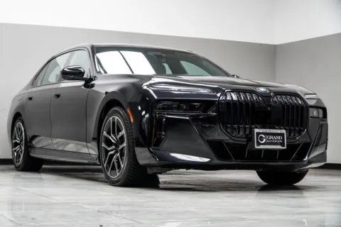 More photos of 2023 BMW 7 Series 760i xDrive at Carvilla, GA