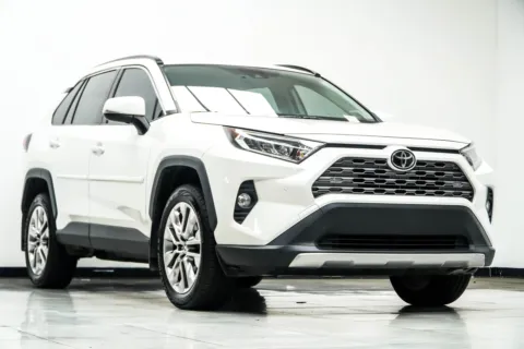 More photos of 2020 Toyota RAV4 Limited at Carvilla, GA