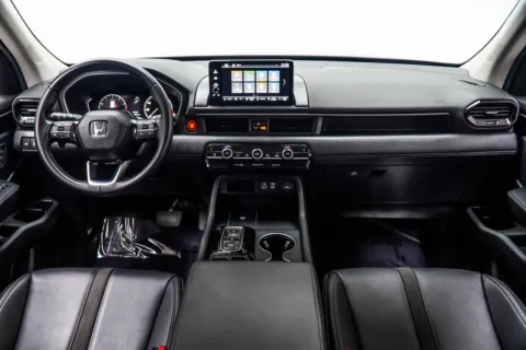 More photos of 2025 Honda Pilot EX-L+ at Carvilla, GA