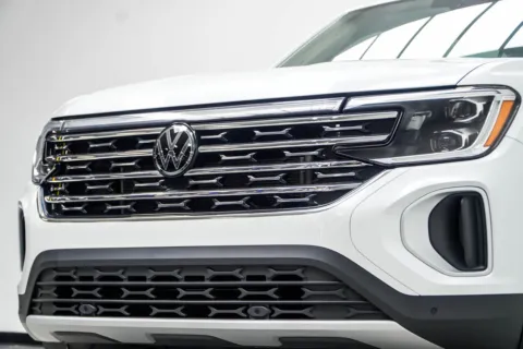 Photos of 2024 Volkswagen Atlas 2.0T SEL for sale in Kennesaw, GA at Carvilla