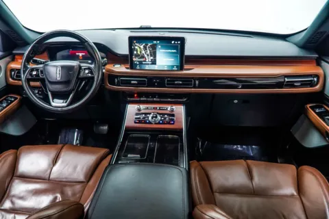 More photos of 2022 Lincoln Aviator Reserve at Carvilla, GA