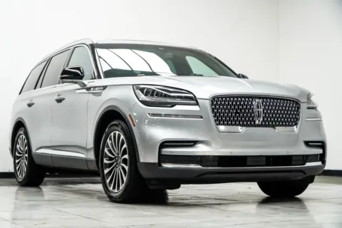 More photos of 2022 Lincoln Aviator Reserve at Carvilla, GA