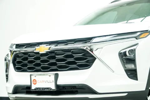 Photos of 2024 Chevrolet Trax LT for sale in Kennesaw, GA at Carvilla