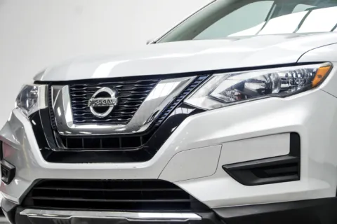 Photos of 2017 Nissan Rogue S for sale in Kennesaw, GA at Carvilla