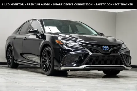 More photos of 2022 Toyota Camry Hybrid XSE at Carvilla, GA