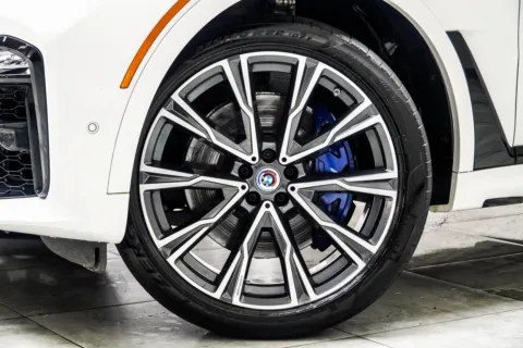 Another view of 2022 BMW X7 M50i for sale in Kennesaw, GA at Carvilla