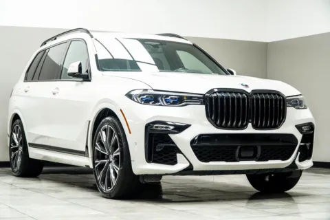 More photos of 2022 BMW X7 M50i at Carvilla, GA