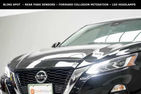 Photos of 2022 Nissan Altima 2.5 SL for sale in Kennesaw, GA at Carvilla